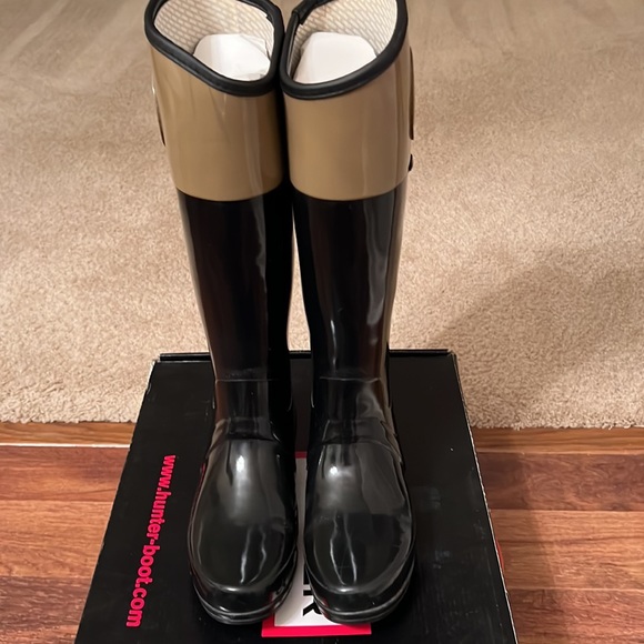 Hunter tall rain boots - Picture 3 of 8